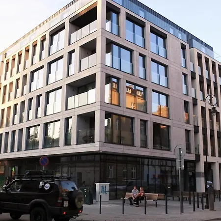 Boutique 108 - Old City, Luxury Apt. With A Garage