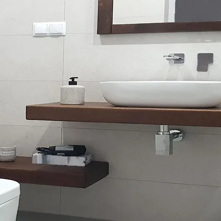 Boutique 108 - Old City, Luxury Apt. With A Garage קרקוב